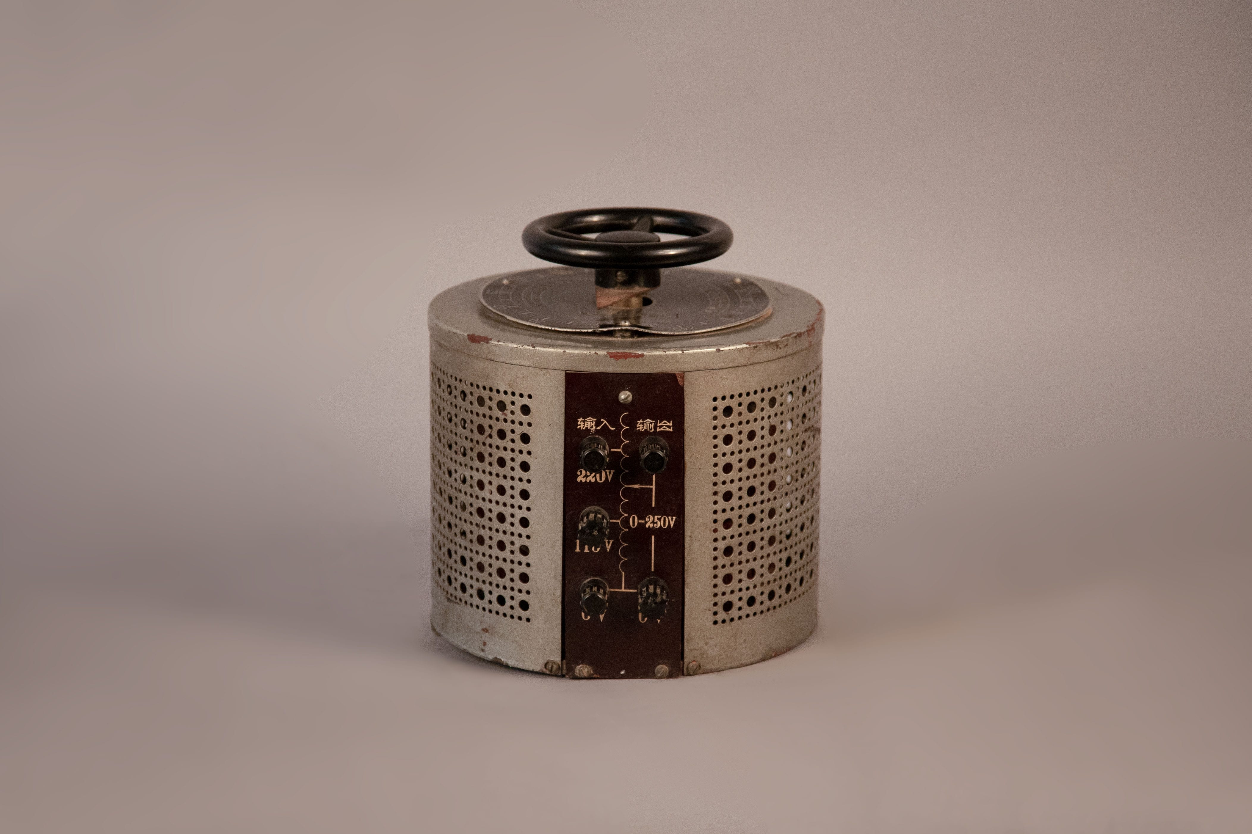 自耦调压变压器